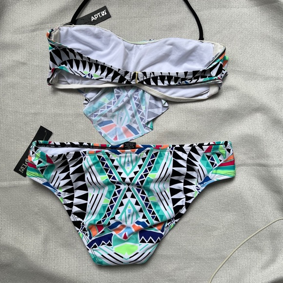Geometric Multicolor Bikini Set - Picture 11 of 11